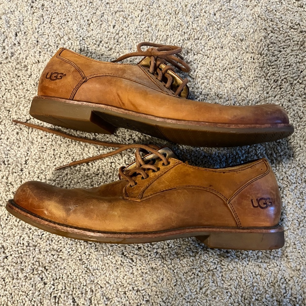 UGG Men’s Oxford Lace Up Shoe